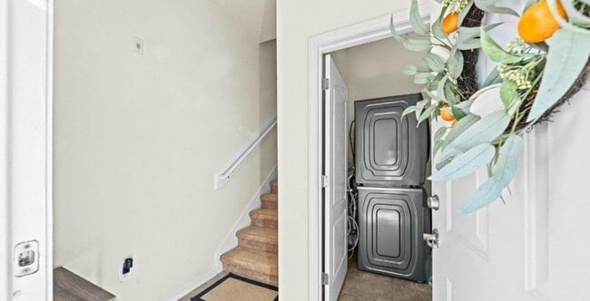 Photo - 213 Larkin Pl Unit 105