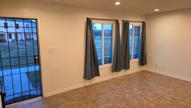 Photo - 6521 S La Corta Dr