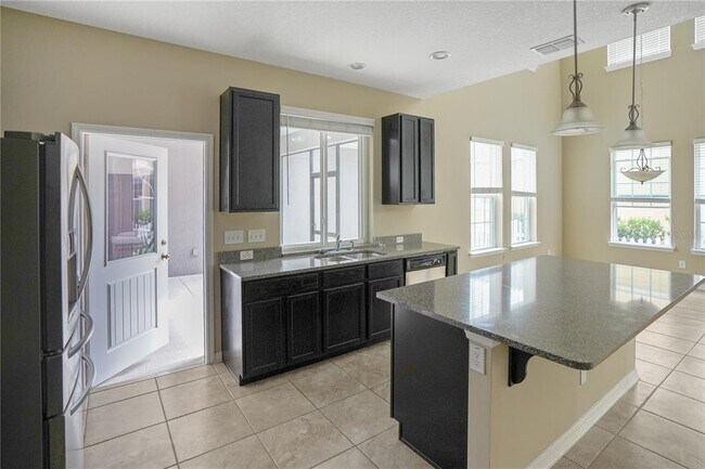 Photo - 6844 Sundrop St