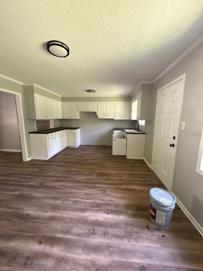 Photo - 1103 Berrywood Ave