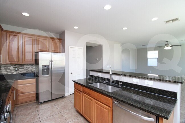 Photo - 963 E Euclid Ave