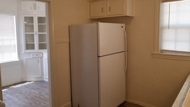 Photo - 2210 28th St Unit Front