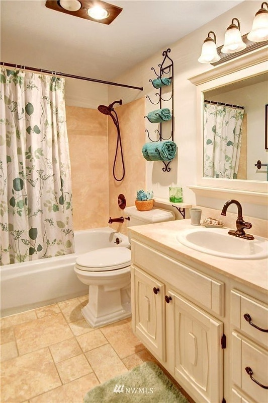 Photo - 1001 Queen Anne Ave N Unit Apt 201