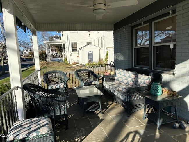 Photo - 206 Beach Ave