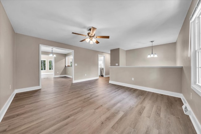 Photo - 2637 Coachman Cir