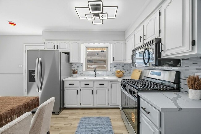 Photo - 12549 S Tripp Ave
