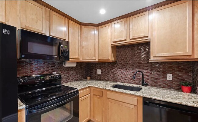 Photo - 860 W Moorhead Cir Condo Unit 2E