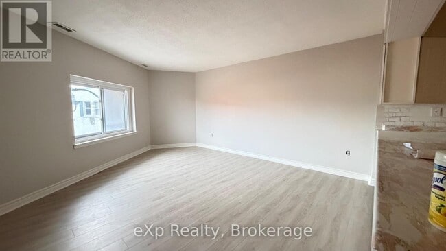 Photo - 2 King St Unit Apt 1