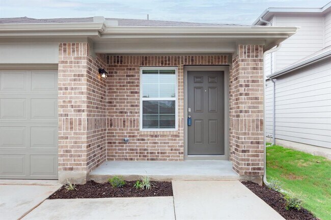 Photo - 128 Granary Dr