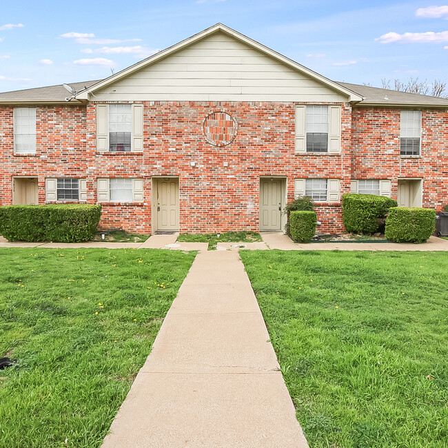 Photo - 3826 Coates Cir Townhome