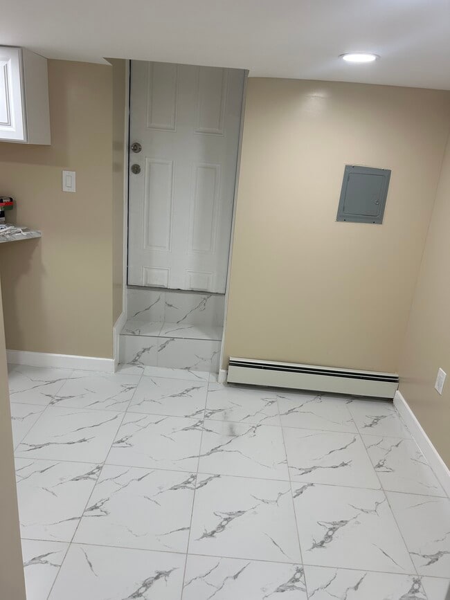 Photo - 271 Claremont Ave