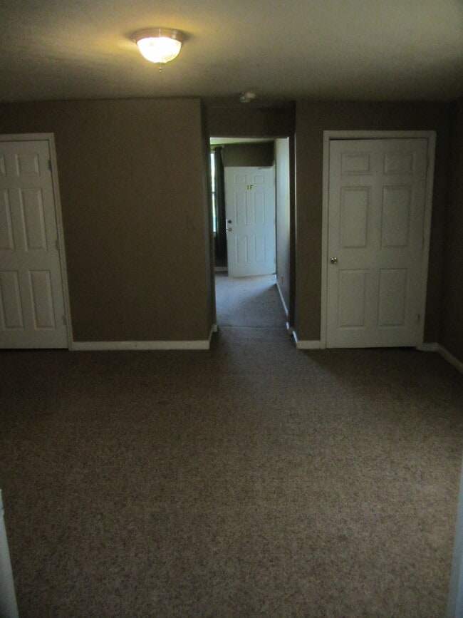2014 W Main St Unit 1F