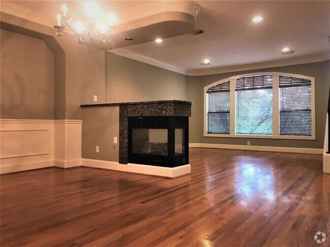 Building Photo - 2430 Dorrington St Unit C Rental