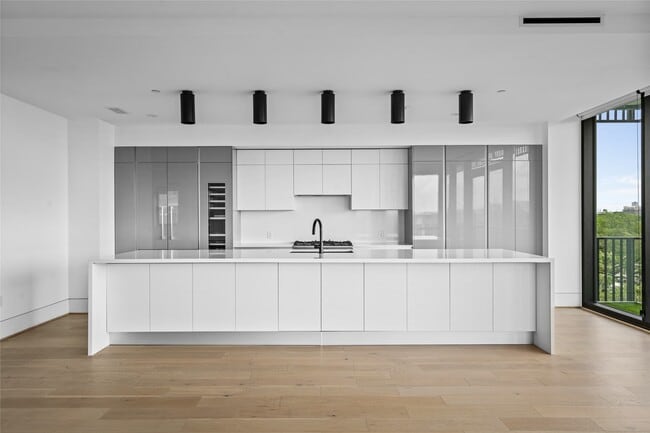 Photo - 2406 Tangley St Unit 300