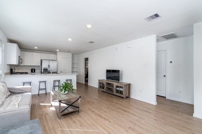 Photo - 18582 Cepagatti Dr