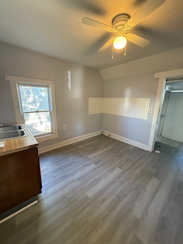 Photo - 2524 Oakdale Ave