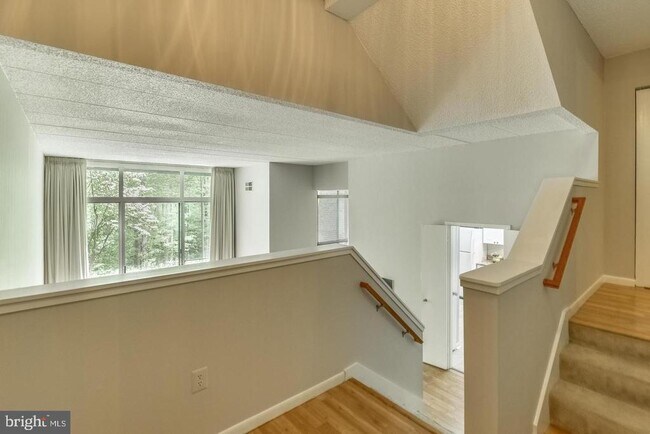 Photo - 11564 Rolling Green Ct Unit 101