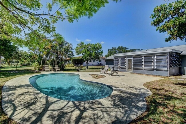 Photo - 3230 Pebble Beach Dr