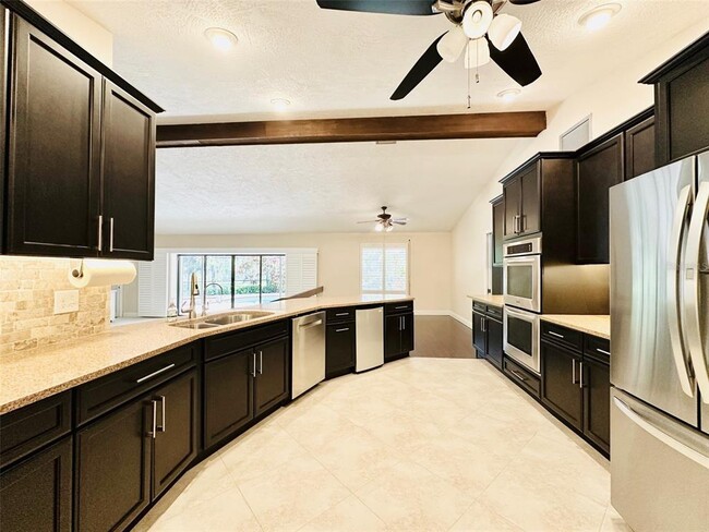 Photo - 3015 Tall Pine Dr