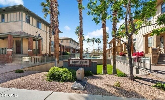 Photo - 738 S Beck Ave