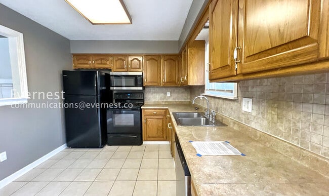 Photo - 309 SW Richwood Ln