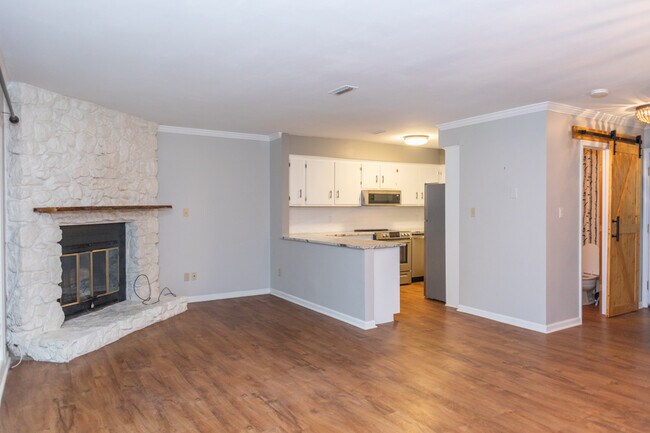 Photo - 7887 Kinglet Rd