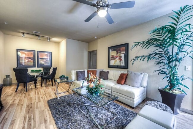 Photo - 1 Month FREE + Waived Fees + $200 Gift Card! Unit DAK1