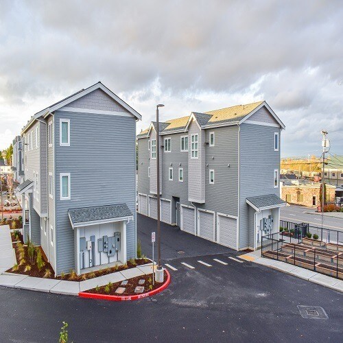 Riverview Apartments For Rent in Everett, WA