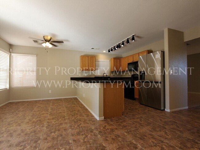Photo - 5749 Typan St