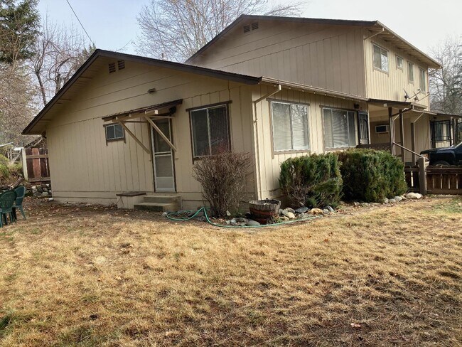 Photo - 77 Barbara Ave
