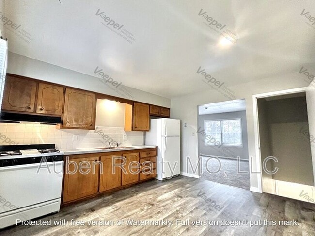 Photo - 7211 Montana Ave