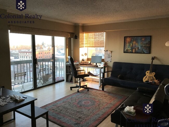 Building Photo - 15 N Beacon St Rental