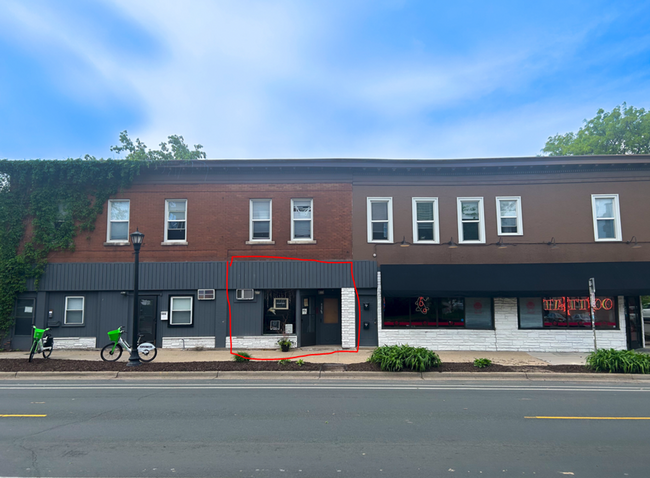 Building Photo - 2401 Dupont Ave S Rental
