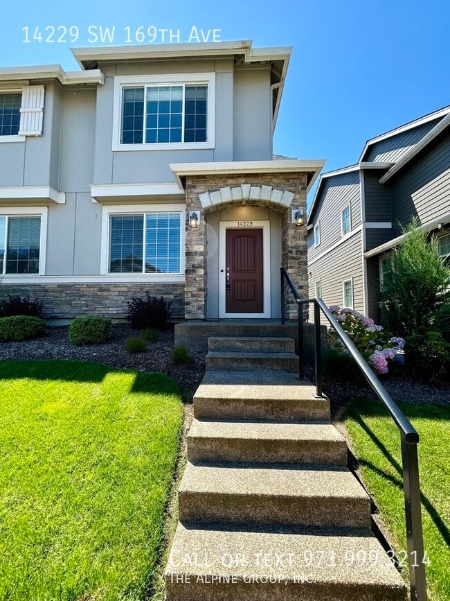 Photo - 14229 SW 169th Ave Townhome