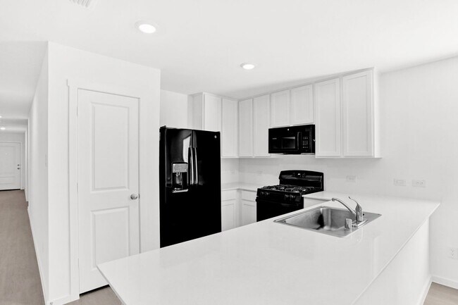 Photo - 1009 Macnab Dr