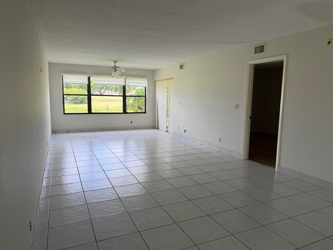 Photo - 4692 Lucerne Lakes Blvd E Unit 106