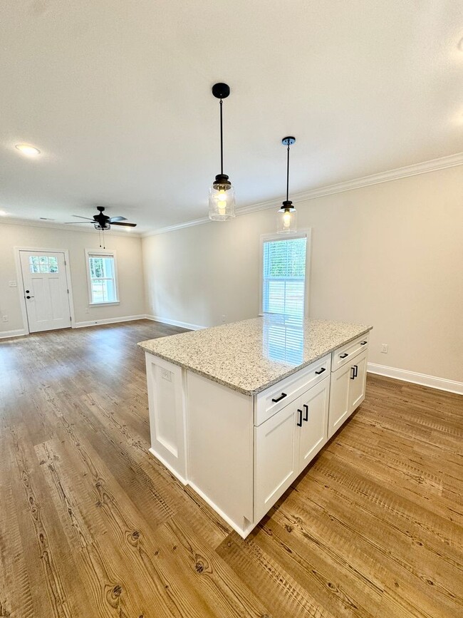 Photo - BEAUTIFUL NEW home!!! ??? 3 Bedrooms, 2.5 ...