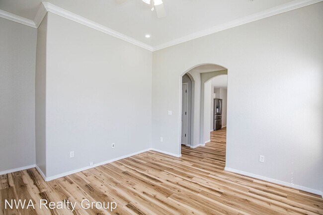 Photo - 2 br, 2 bath House - 3906 SW Gibson