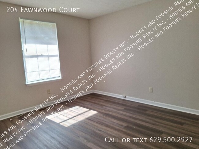Photo - 204 Fawnwood Ct