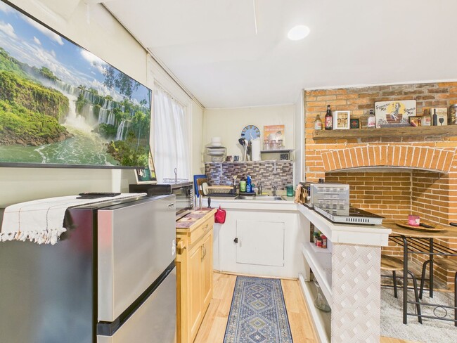 Photo - 260 North St Unit 260 North St Studio B