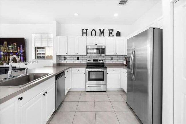 Photo - 11732 SW 243rd St