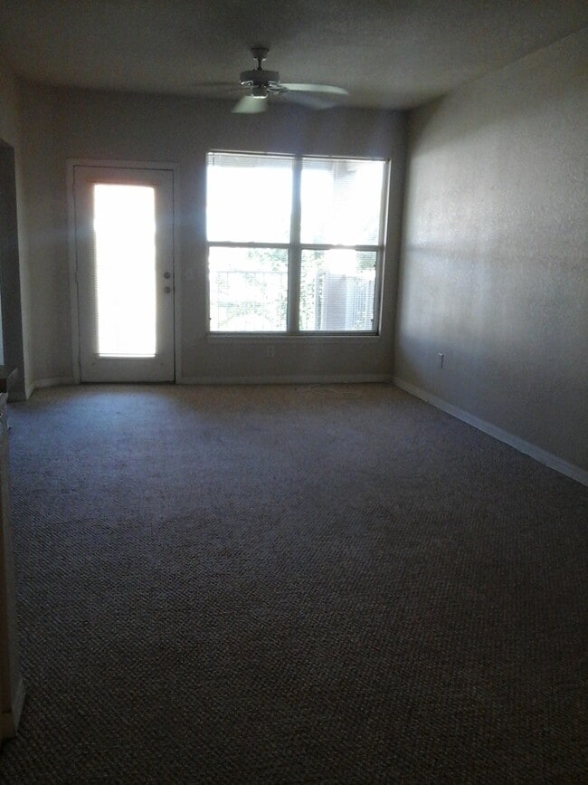 Photo - 2008 Unit 2008