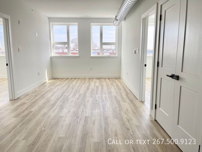 Photo - 1845 Hartranft St Unit 206