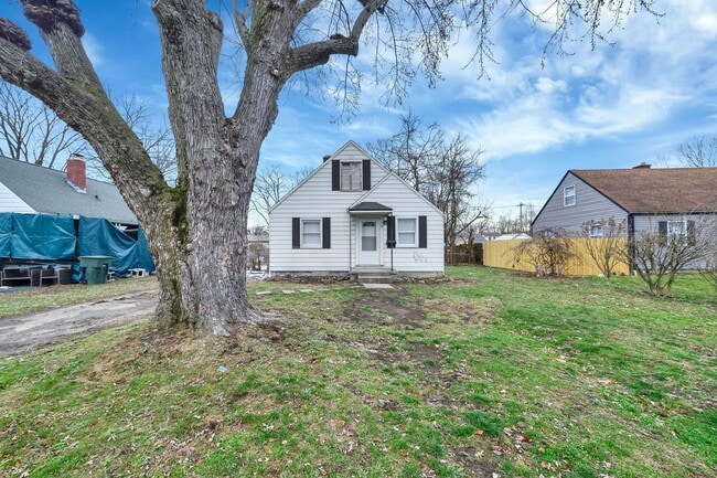 Photo - 118 N Kellner Rd