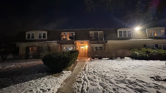 Building Photo - 1125 Pleasant Run Dr