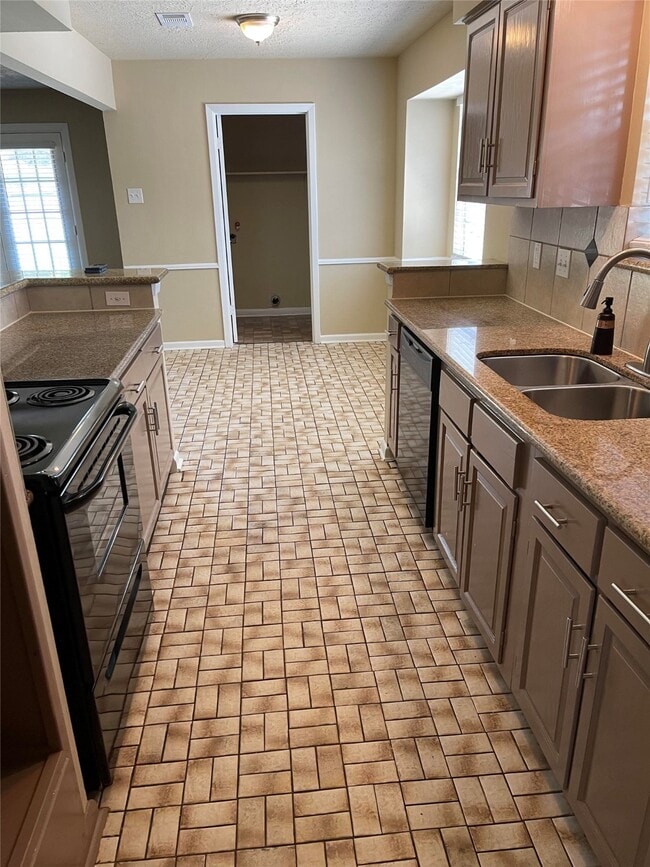 Photo - 10306 Twin Hills Ct