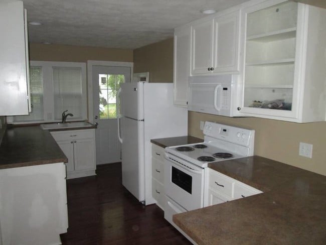 Photo - BCR 4703 Stockwell-
