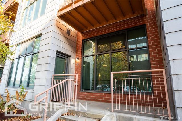 Building Photo - 3100 Huron St Unit 1B