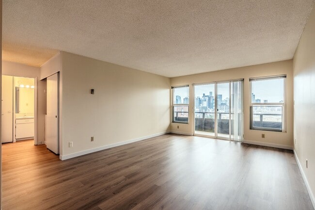 Photo - Galleon Apartments