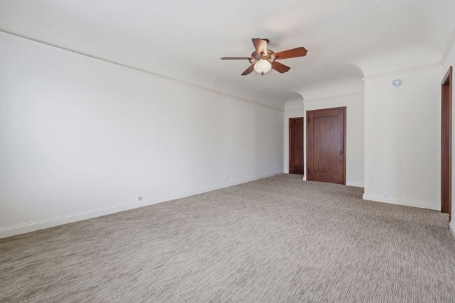 Photo - 1530 Miramar Dr Unit 1530 Miramar - Apt 6